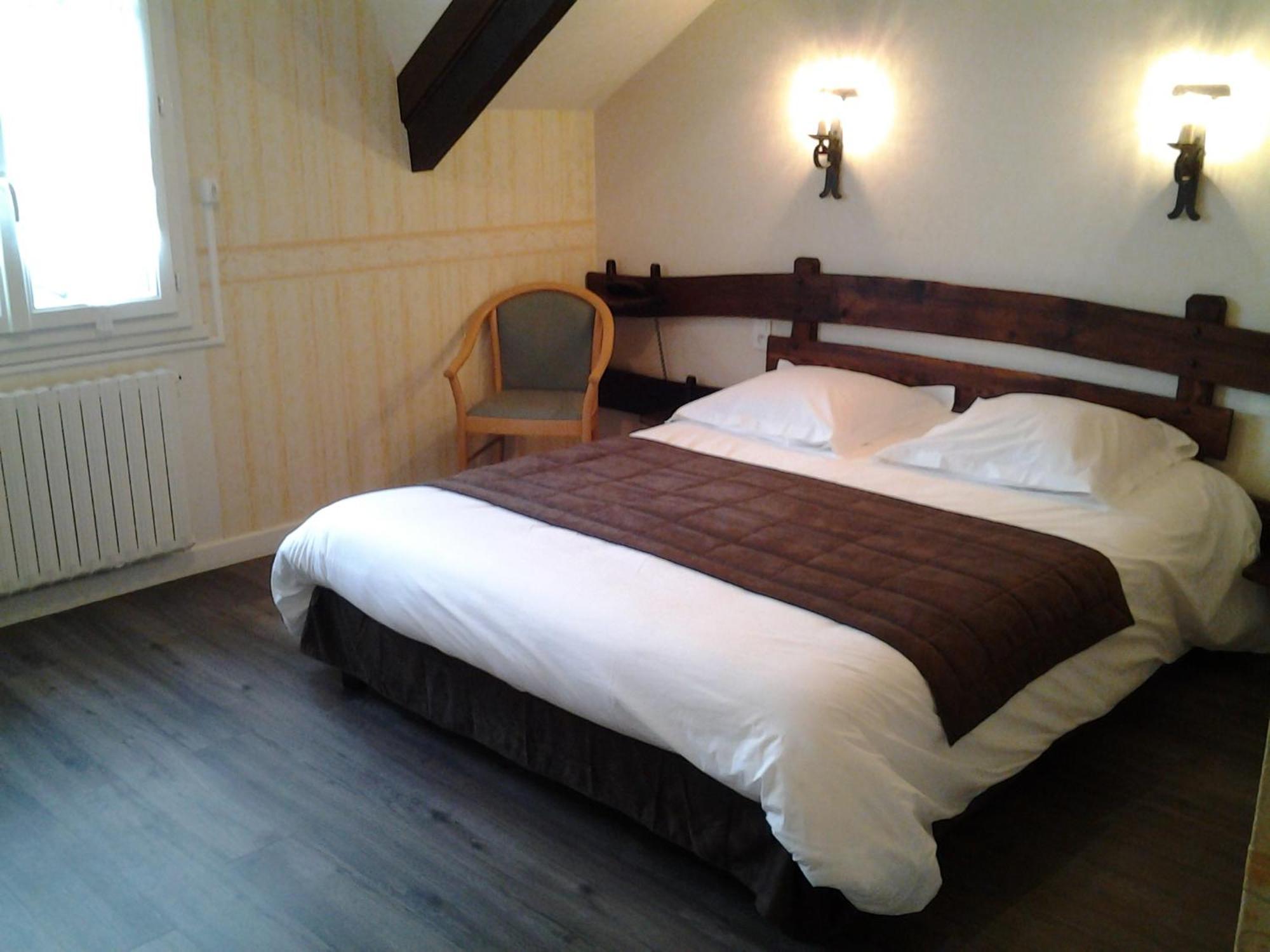 La Cremaillere Hotell Miremont  Rum bild